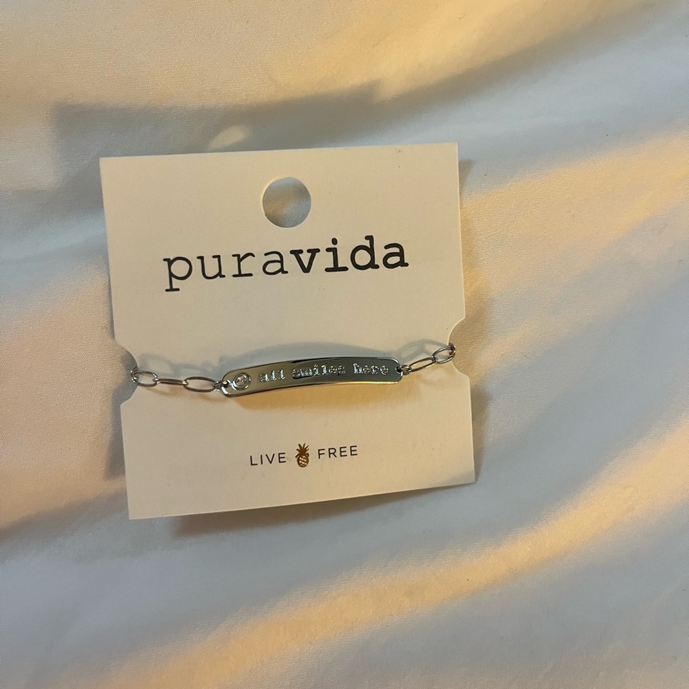 Pura Vida “All Smiles Here” Bracelet